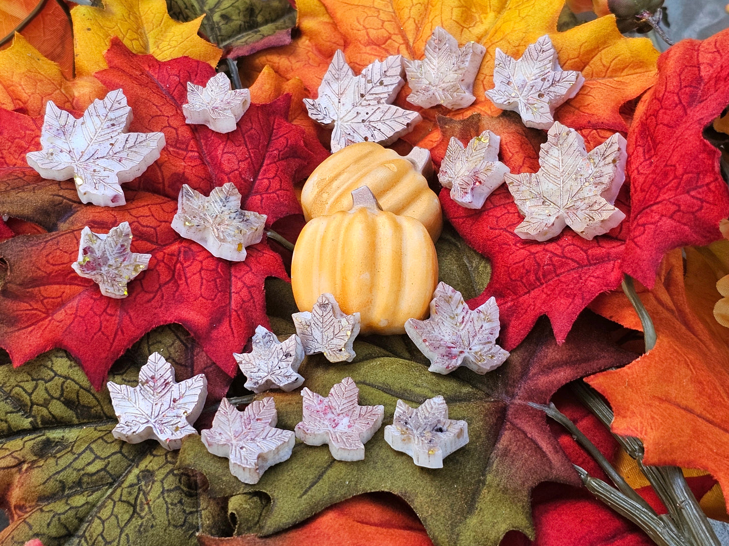 Falling Leaves🍂 & Pumpkin 🎃 Wax Melts 4oz. jar