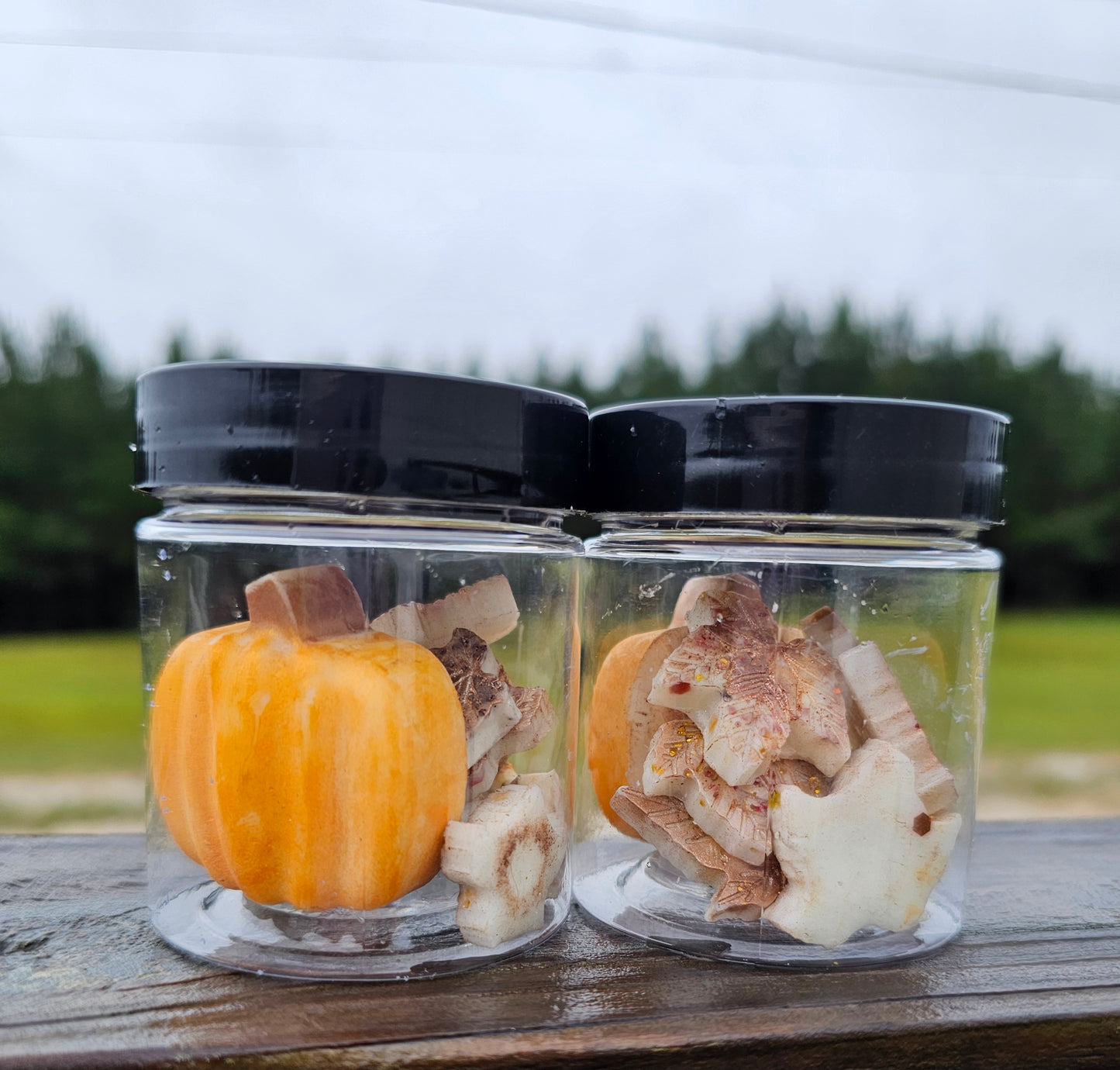 Falling Leaves🍂 & Pumpkin 🎃 Wax Melts 4oz. jar