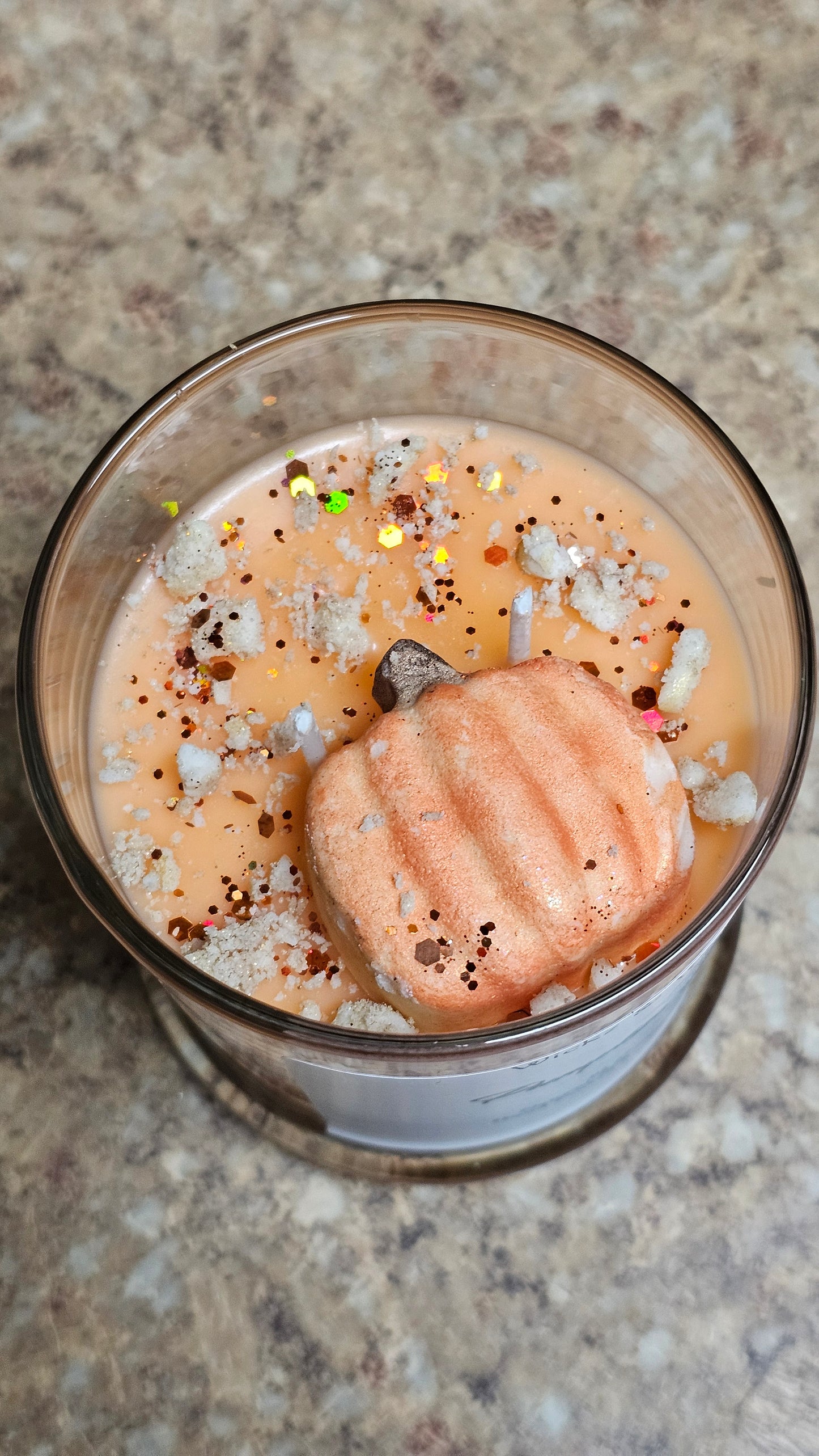 Pumpkin Pie scented 10oz candle