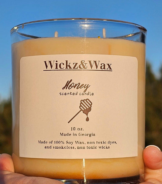 Honey scented 10oz. Candle