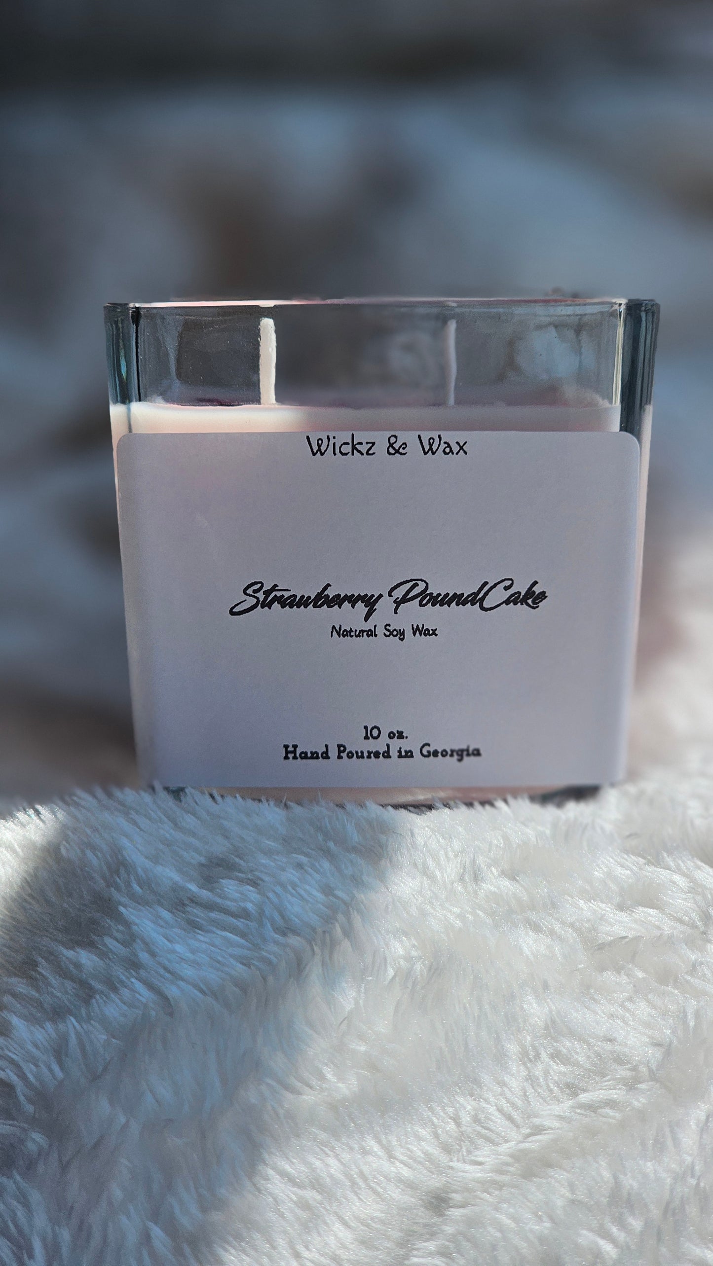 Strawberry Pound Cake 10oz candle