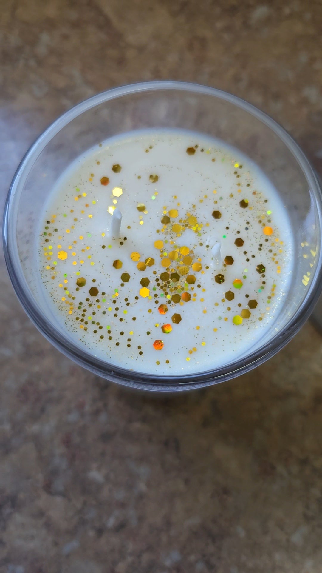 Apple Pie scented 10 oz. Candle