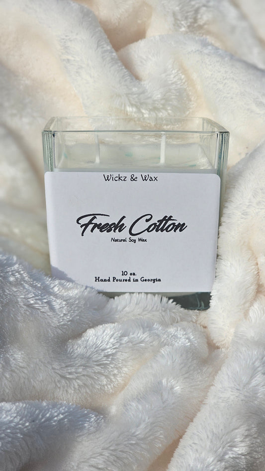 Fresh Cotton 10 oz. Scented candle