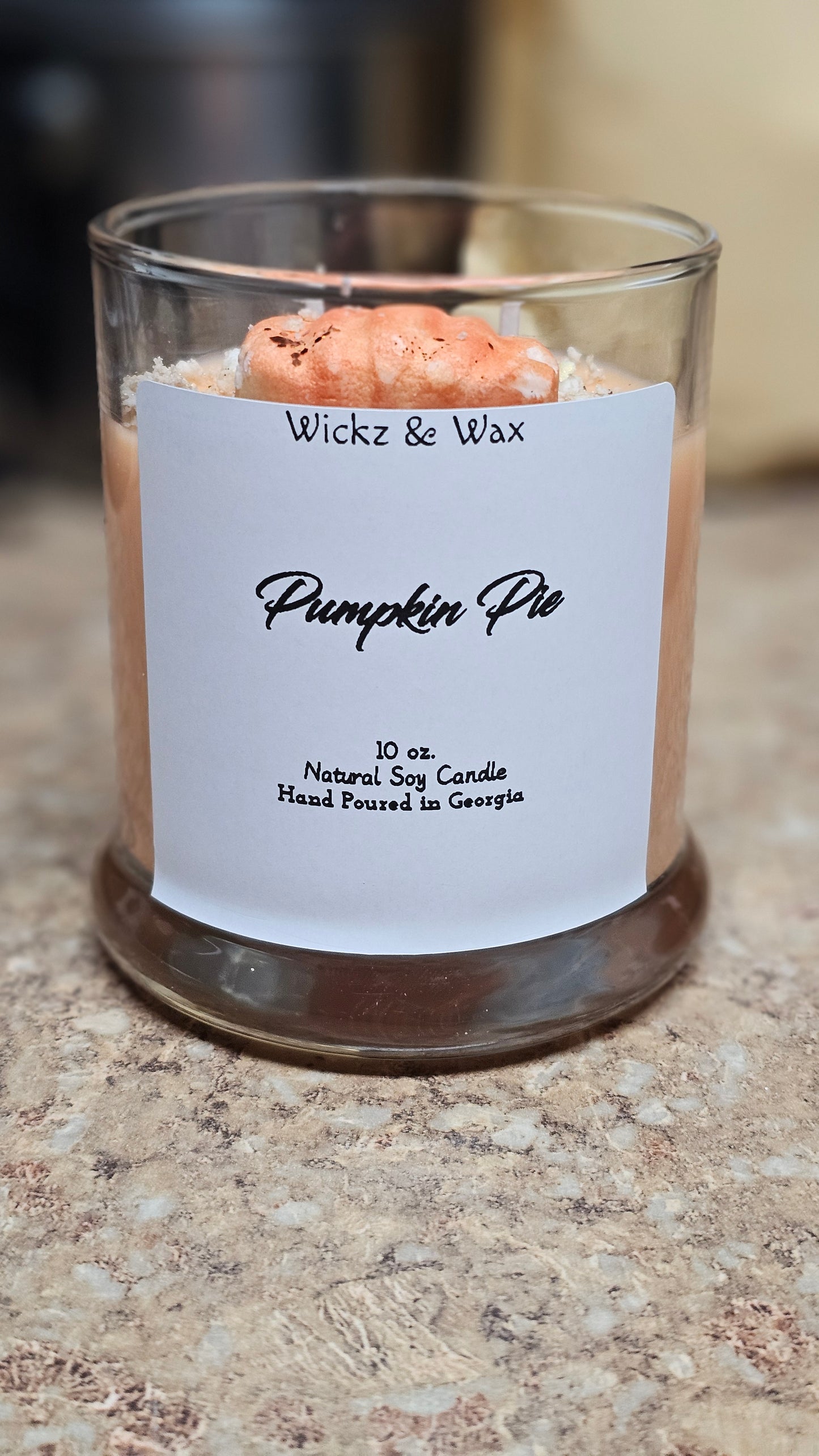 Pumpkin Pie scented 10oz candle